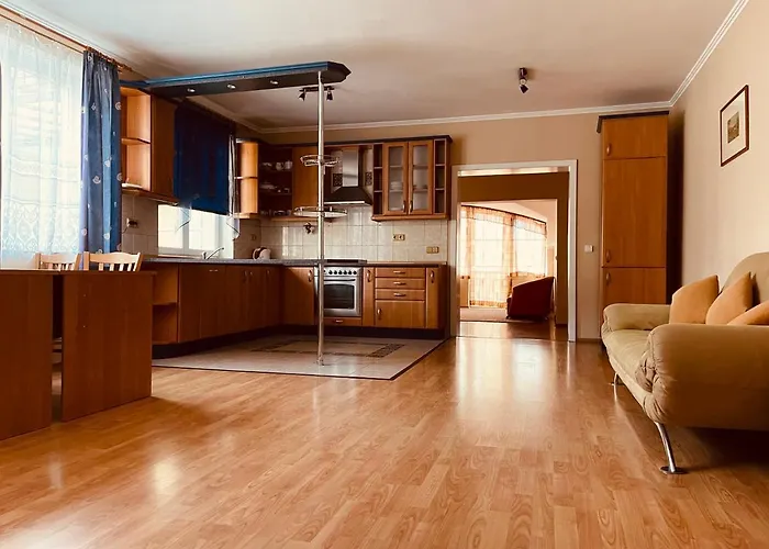 Appartement Derby Kvary *