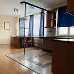 Derby Kvary Apartamento