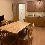 Derby Kvary Apartamento *